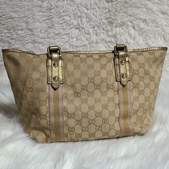 💯 Authentic  Gucci Tote Bag 🍀 - Picture 13 of 16
